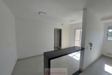 Apartamento para alugar - 46m&sup2; - Centro