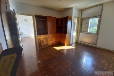 Apartamento para alugar - 110m&sup2; - Centro