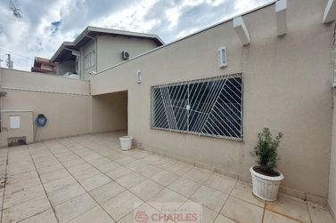 Casa para alugar - 173m&sup2; - Centro