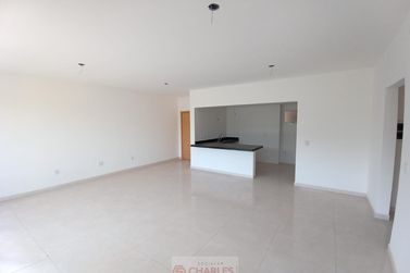 Apartamento para alugar - 106m&sup2; - Centro