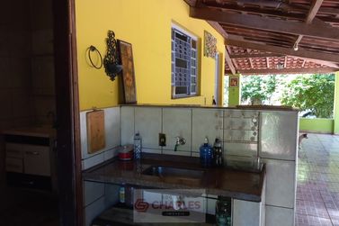 S&iacute;tio &agrave; venda - 150m&sup2; - Centro