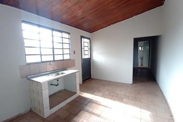 Casa para alugar - 35m&sup2; - Centro