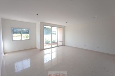 Apartamento para alugar - 106m&sup2; - Centro