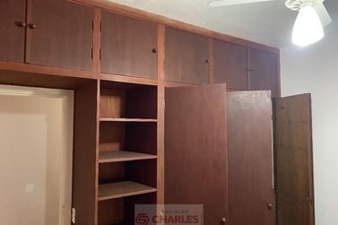 Casa &agrave; venda - 238m&sup2; - Centro