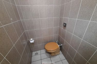 Sal&atilde;o Comercial para alugar - 45m&sup2; - Centro