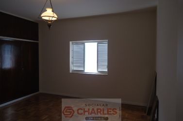 Casa &agrave; venda - 260m&sup2; - Centro