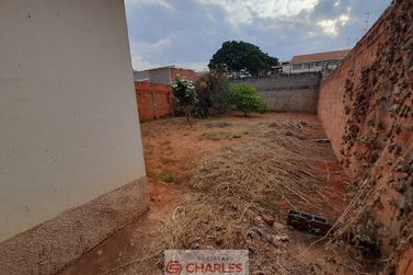 Casa &agrave; venda - 76m&sup2; - Centro