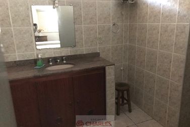 Casa &agrave; venda - 296m&sup2; - Centro