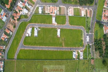 Terreno &agrave; venda - 10m&sup2; - Centro