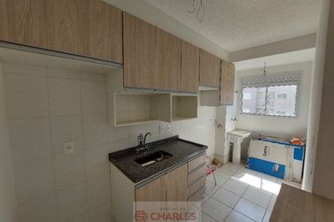 Apartamento para alugar - 46m&sup2; - Centro