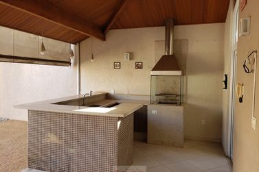 Casa &agrave; venda - 234m&sup2; - Centro