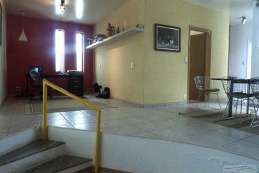 Casa &agrave; venda - 250m&sup2; - Centro