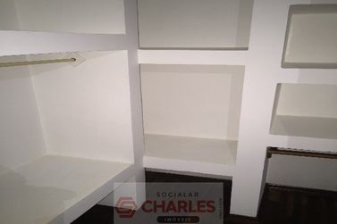 Casa &agrave; venda - 300m&sup2; - Centro