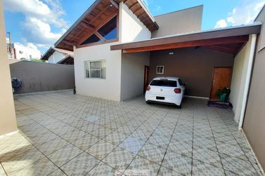 Casa &agrave; venda - 166m&sup2; - Centro