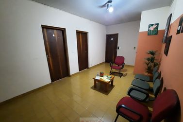 Sal&atilde;o Comercial para alugar - 30m&sup2; - Centro