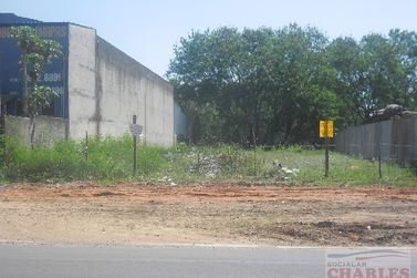Terreno para alugar - 750m&sup2; - Centro