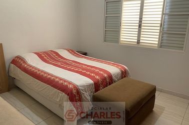 Casa &agrave; venda - 220m&sup2; - Centro