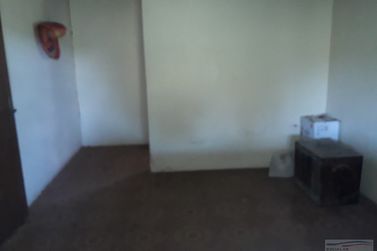 S&iacute;tio &agrave; venda - 10m&sup2; - Centro