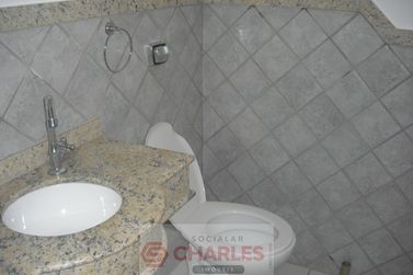 Casa &agrave; venda - 201m&sup2; - Centro