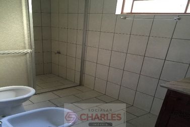 Casa &agrave; venda - 300m&sup2; - Centro