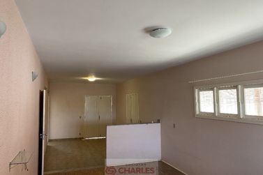 Casa &agrave; venda - 238m&sup2; - Centro