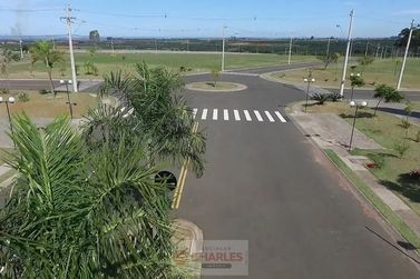 Terreno &agrave; venda - 10m&sup2; - Centro