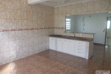 Casa &agrave; venda - 175m&sup2; - Centro