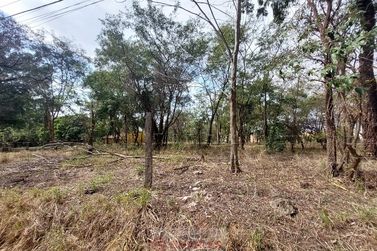 S&iacute;tio &agrave; venda - 10m&sup2; - Centro