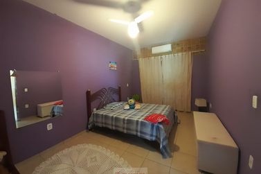 Casa &agrave; venda - 280m&sup2; - Centro
