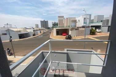 Casa &agrave; venda - 135m&sup2; - Centro