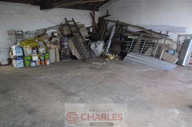 Casa &agrave; venda - 600m&sup2; - Centro