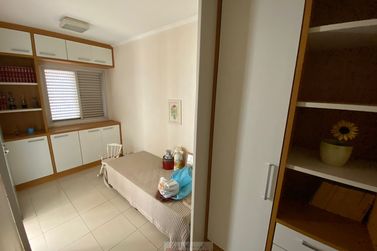 Apartamento &agrave; venda - 86m&sup2; - Centro