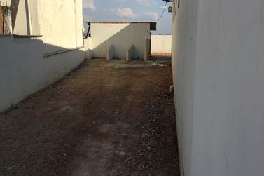 Sal&atilde;o Comercial &agrave; venda - 200m&sup2; - Centro