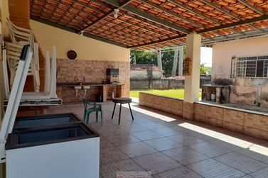 S&iacute;tio &agrave; venda - 145m&sup2; - Centro