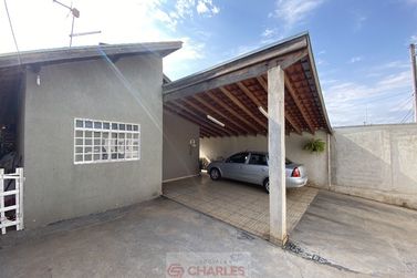 Casa &agrave; venda - 107m&sup2; - Centro