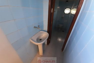 Sal&atilde;o Comercial para alugar - 400m&sup2; - Centro