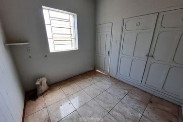 Sal&atilde;o Comercial para alugar - 10m&sup2; - Centro