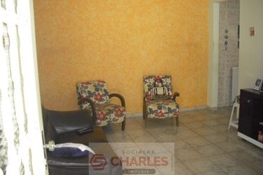 Casa &agrave; venda - 100m&sup2; - Centro