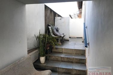 Casa &agrave; venda - 233m&sup2; - Centro