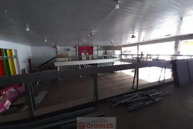 Sala Comercial para alugar - 1400m&sup2; - Centro