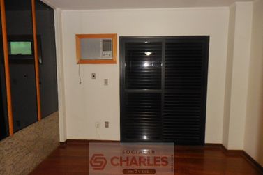 Apartamento &agrave; venda - 180m&sup2; - Centro