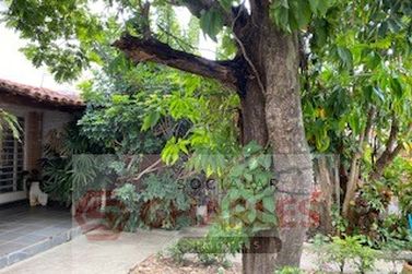 Casa &agrave; venda - 360m&sup2; - Centro