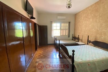 Casa &agrave; venda - 356m&sup2; - Centro