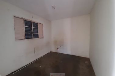 S&iacute;tio &agrave; venda - 10m&sup2; - Centro
