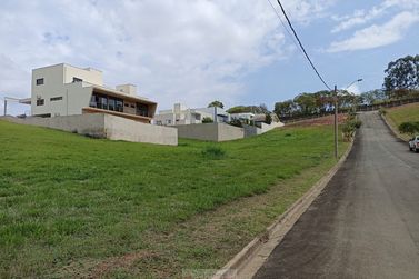 Terreno &agrave; venda - 10m&sup2; - Centro