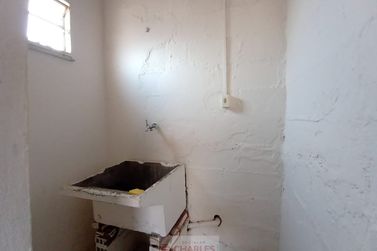 Casa para alugar - 60m&sup2; - Centro