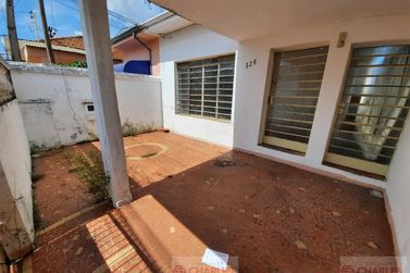 Casa &agrave; venda - 108m&sup2; - Centro
