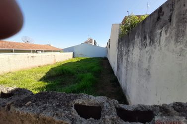 Terreno &agrave; venda - 10m&sup2; - Centro