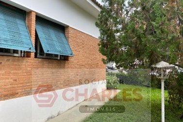 Casa &agrave; venda - 360m&sup2; - Centro