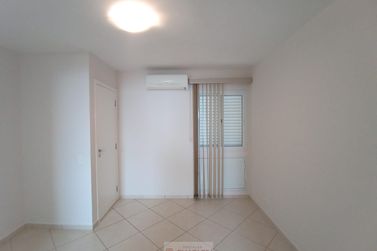 Apartamento para alugar - 105m&sup2; - Centro